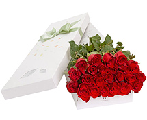 Comanda online trandafiri in cutie